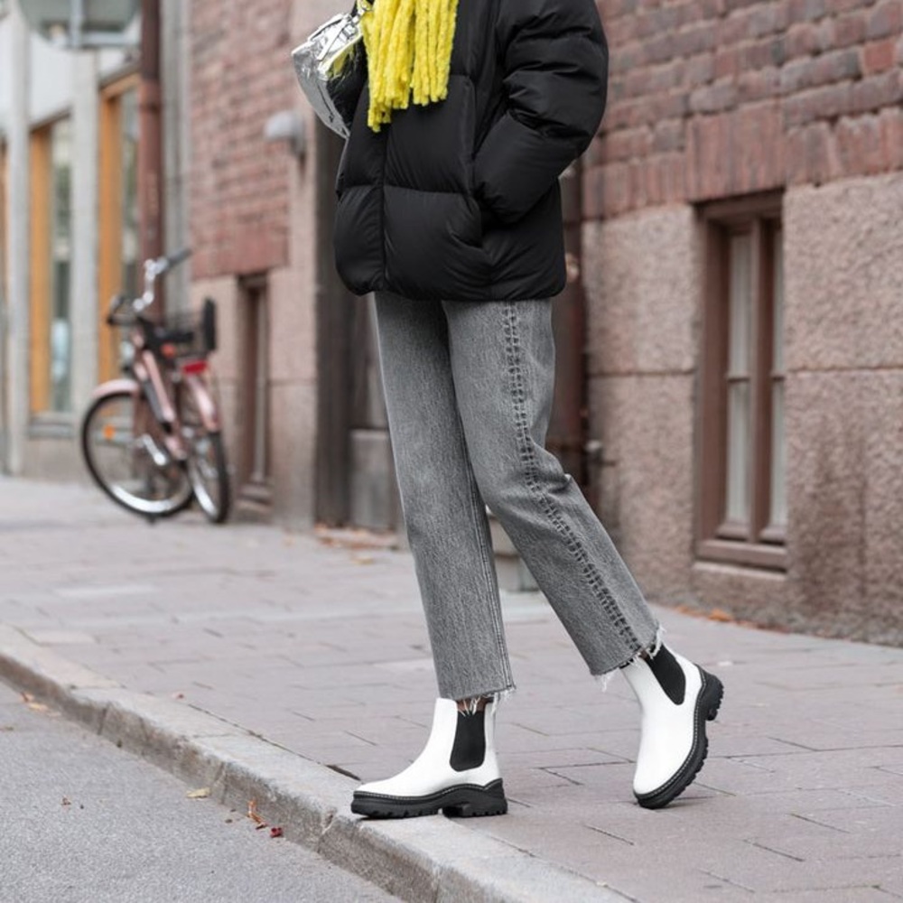 SODA white Jaber lug boots